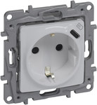 Gniazdo 2P+Z Płaskie 16 A - 250 V~ + Usb Typ C W Plakietce (Z Przesłoną, Zaciski Automatyczne) Perła, Niloe Selection