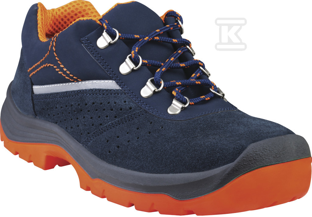 Напівчеревики перфоровані з велюру - RIMI4SPBL47