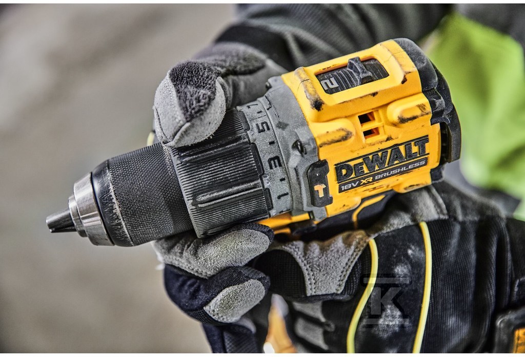 Wiertarko-Wkrętarka udarowa DEWALT XR - DCD805P2T-QW