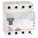 Диференційний вимикач P 304 4P 63 A 100 мА типу AC серії TX3