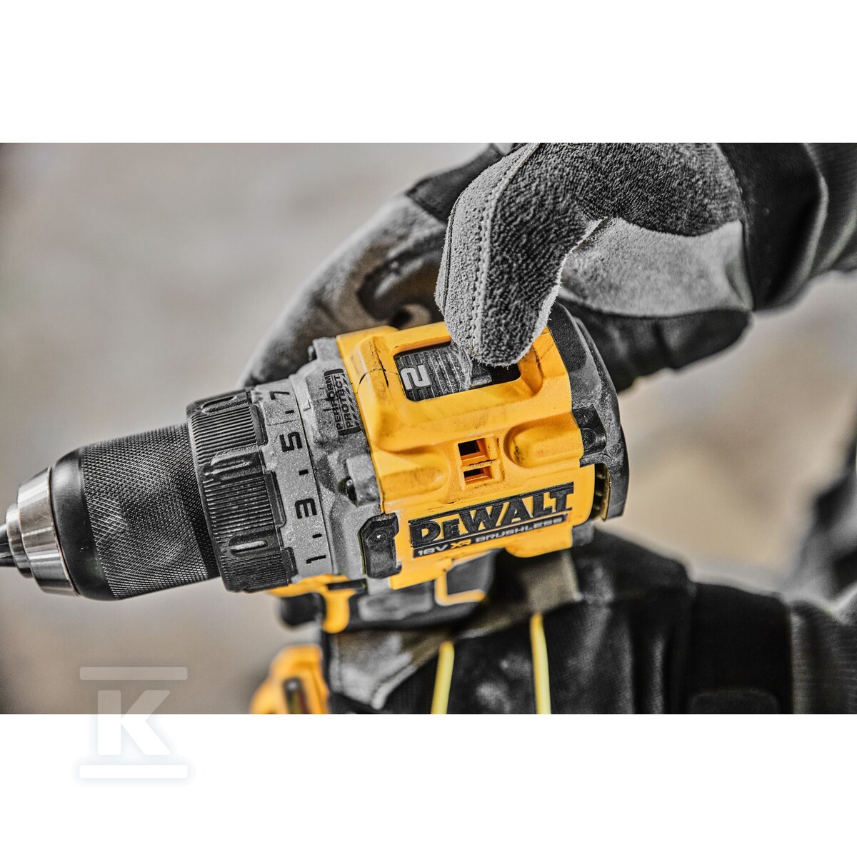 Дриль-шуруповерт DEWALT XR 18V - DCD800E2T-QW