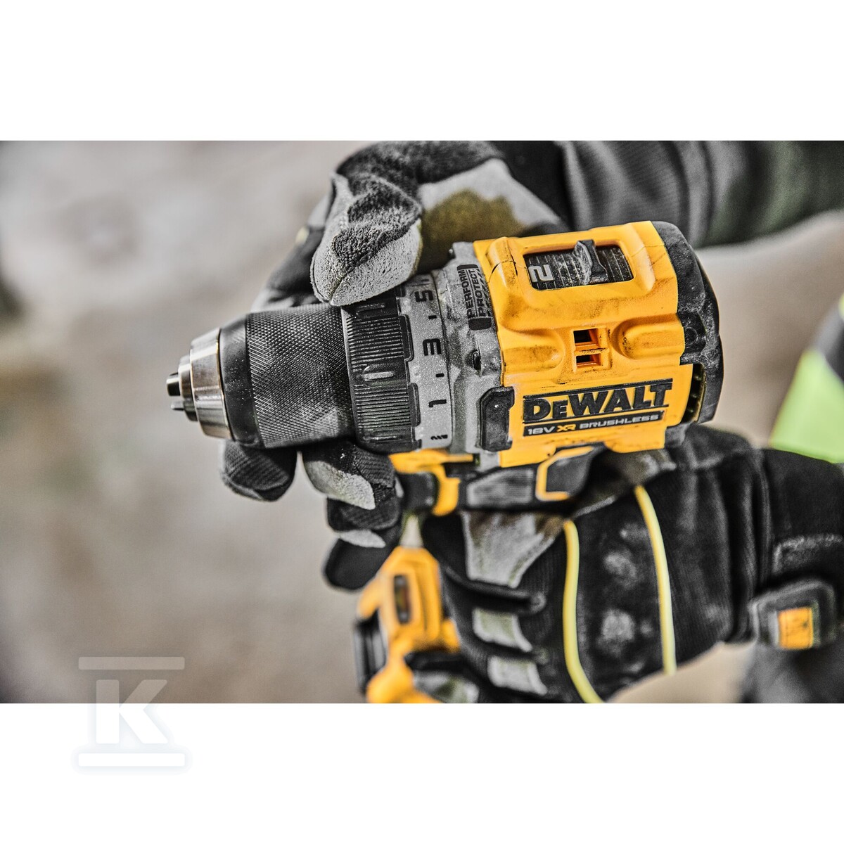 Дриль-шуруповерт DEWALT XR 18V - DCD800H2T-QW