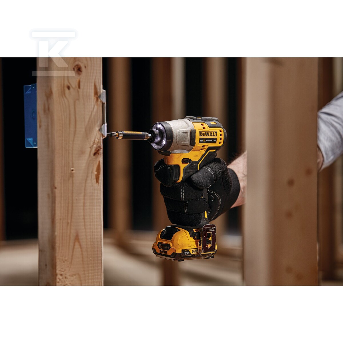 Імпульсний гвинтокрут DEWALT XR 12V - DCF801D2-QW