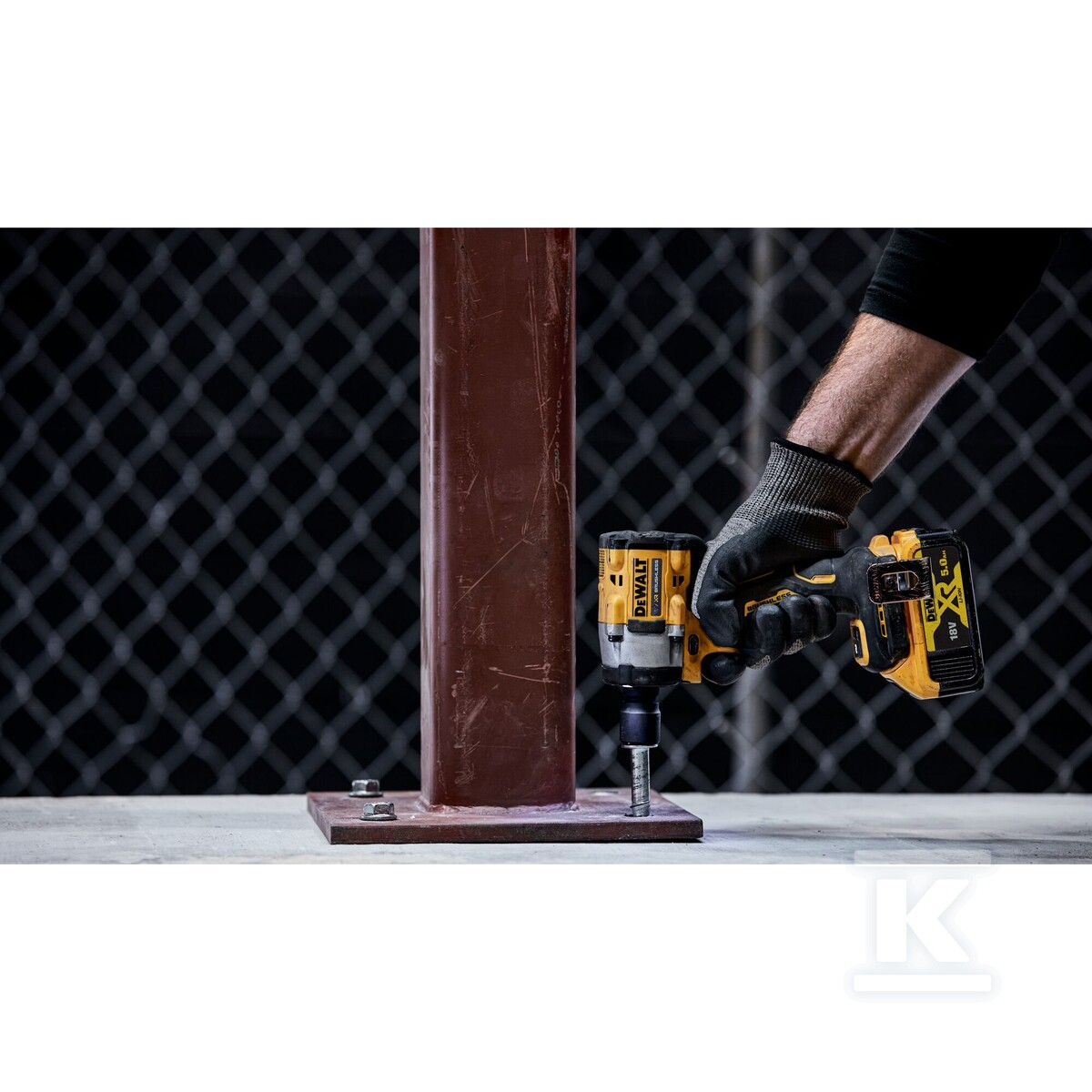 Імпульсний гайковерт DEWALT XR 18V - DCF922P2T-QW