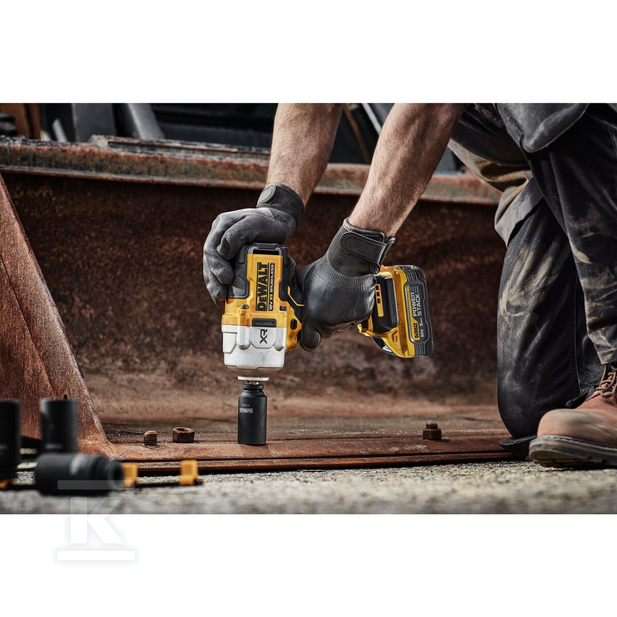 Імпульсний гайковерт DEWALT XR 18V - DCF961H2T-QW