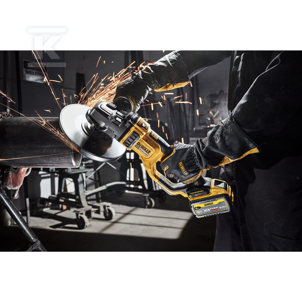 Кутова шліфувальна машина 54V XR - DCG460N-XJ