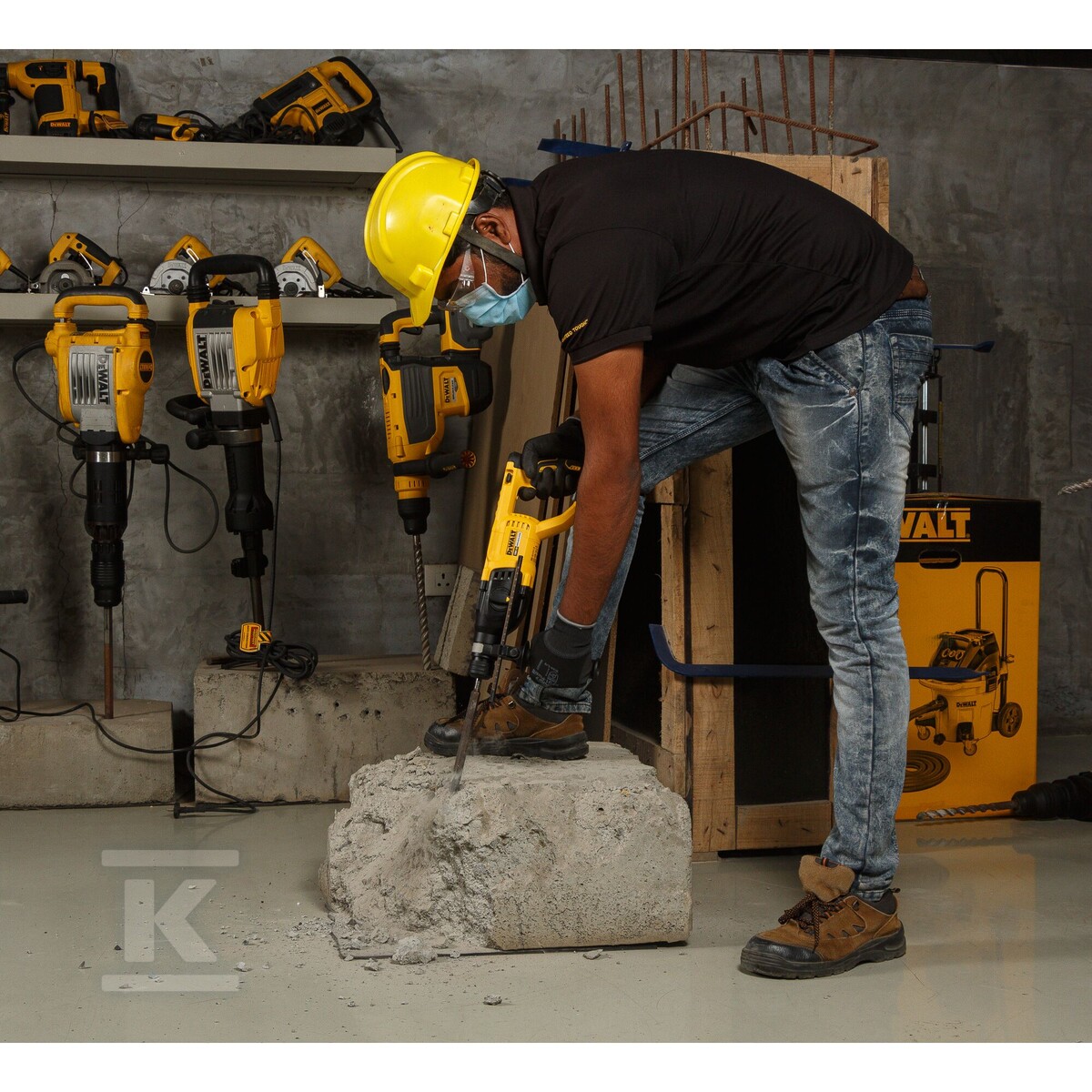 Перфоратор SDS-Plus 26mm DEWALT 18V XR - DCH133NT-XJ