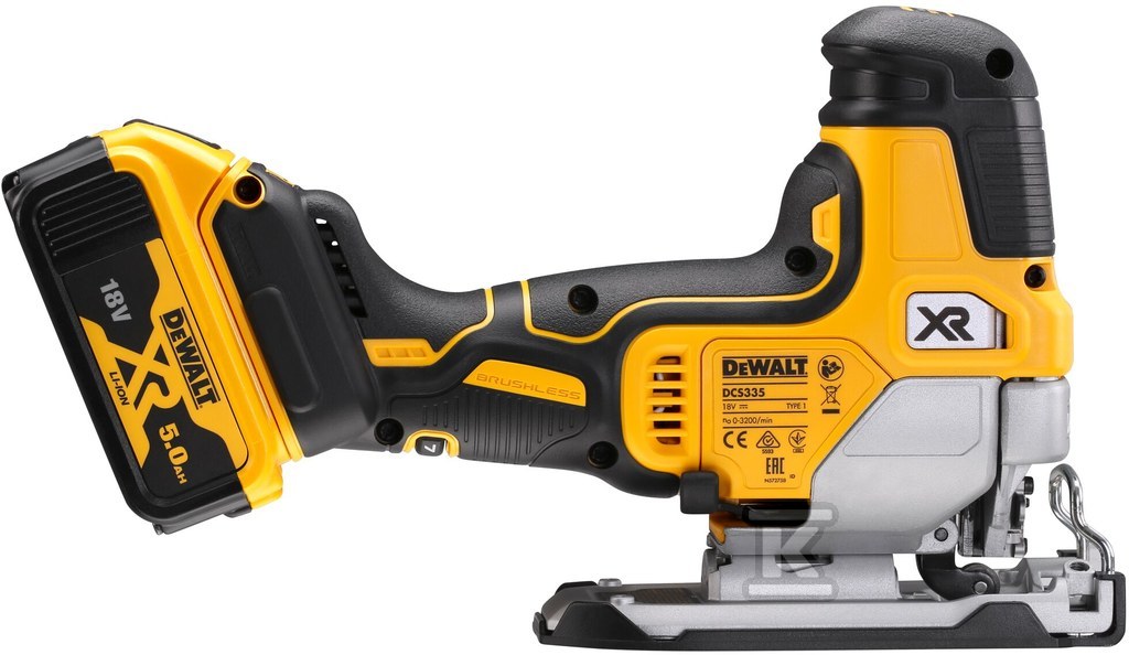 Шабельна пила з утримувачем за корпус - DCS335P2-QW