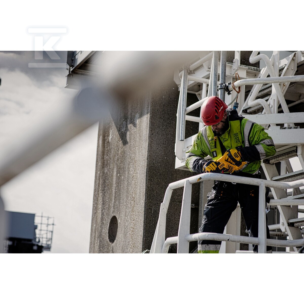 Шабельна пила POWERSTACK 18V XR 2 X 5Ah - DCS367H2T-QW