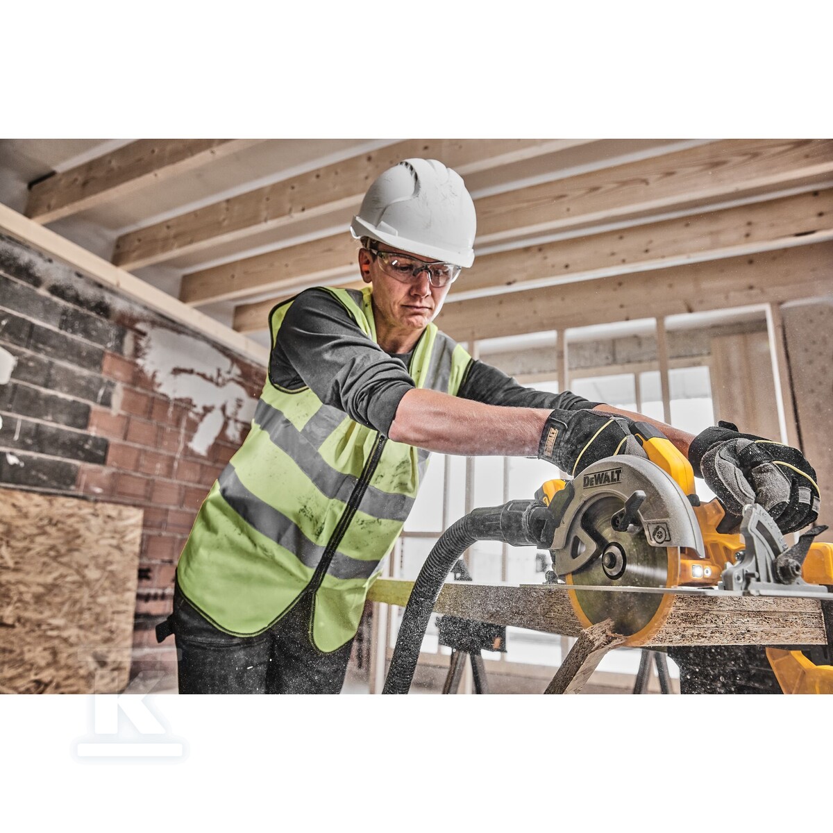 Дискова пила 18V XR 165mm 2 x 5Ah - DCS570H2T-QW