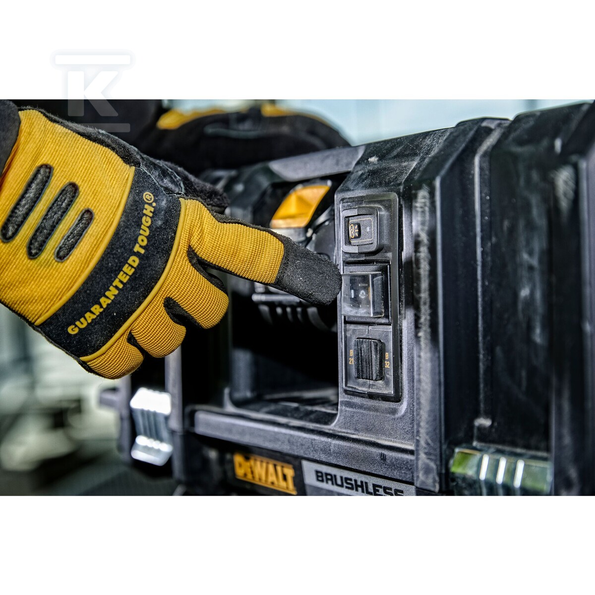 Акумуляторний пилосос XR FLEXVOLT 54V - DCV586MT2-QW