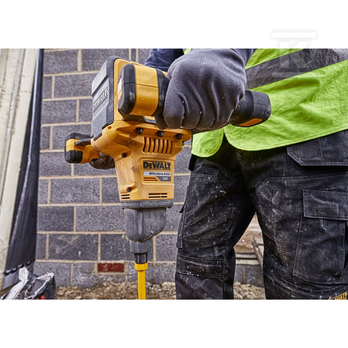 Акумуляторний змішувач 54V XR FLEXVOLT - DCD240X2-QW