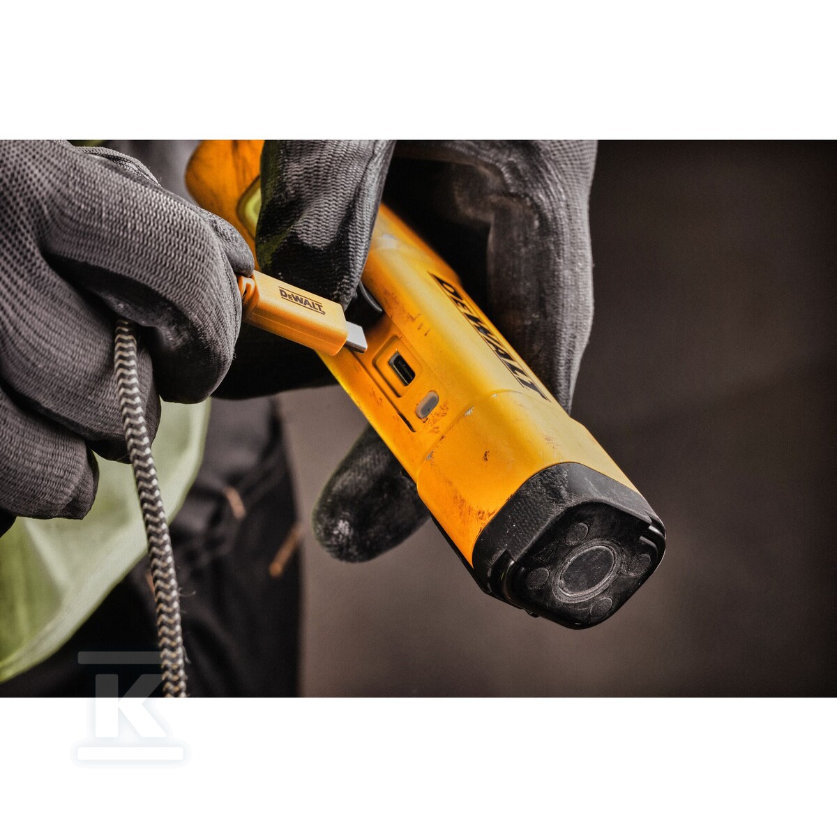 Ліхтарик, що заряджається через USB - DCL183-XJ