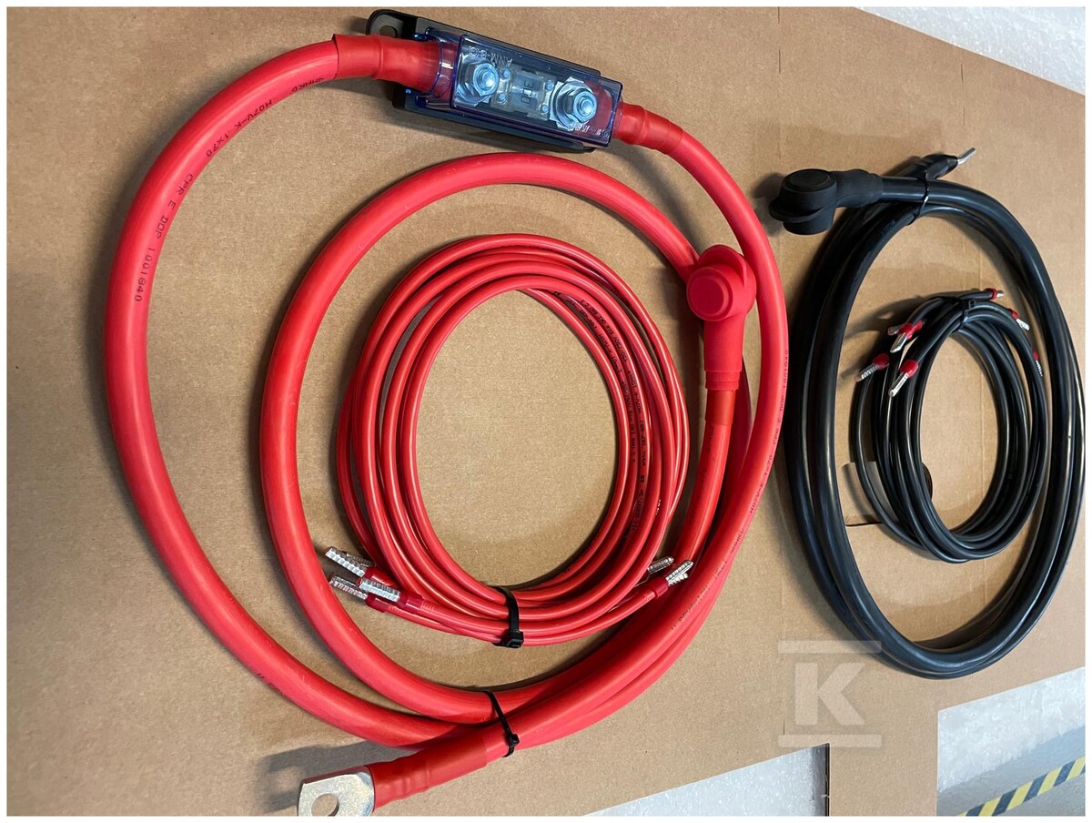 Zestaw kabli i akcesoriów do - 5906063874143