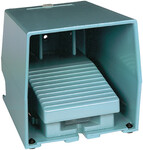 Одинарний педальний перемикач з кришкою синій 1 NC+1 БЕЗ металу