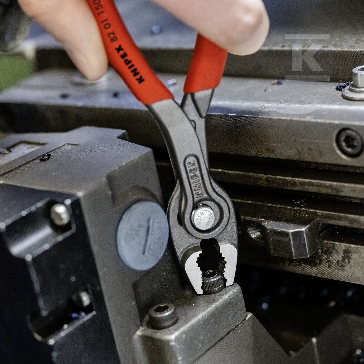 Плоскогубці TwinGrip з функцією - 82 01 150