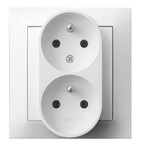 Подвійна розетка з заземленням та функцією незамінності фаз, у комплекті з рамкою — БІЛИЙ ІМПРЕСІЯ