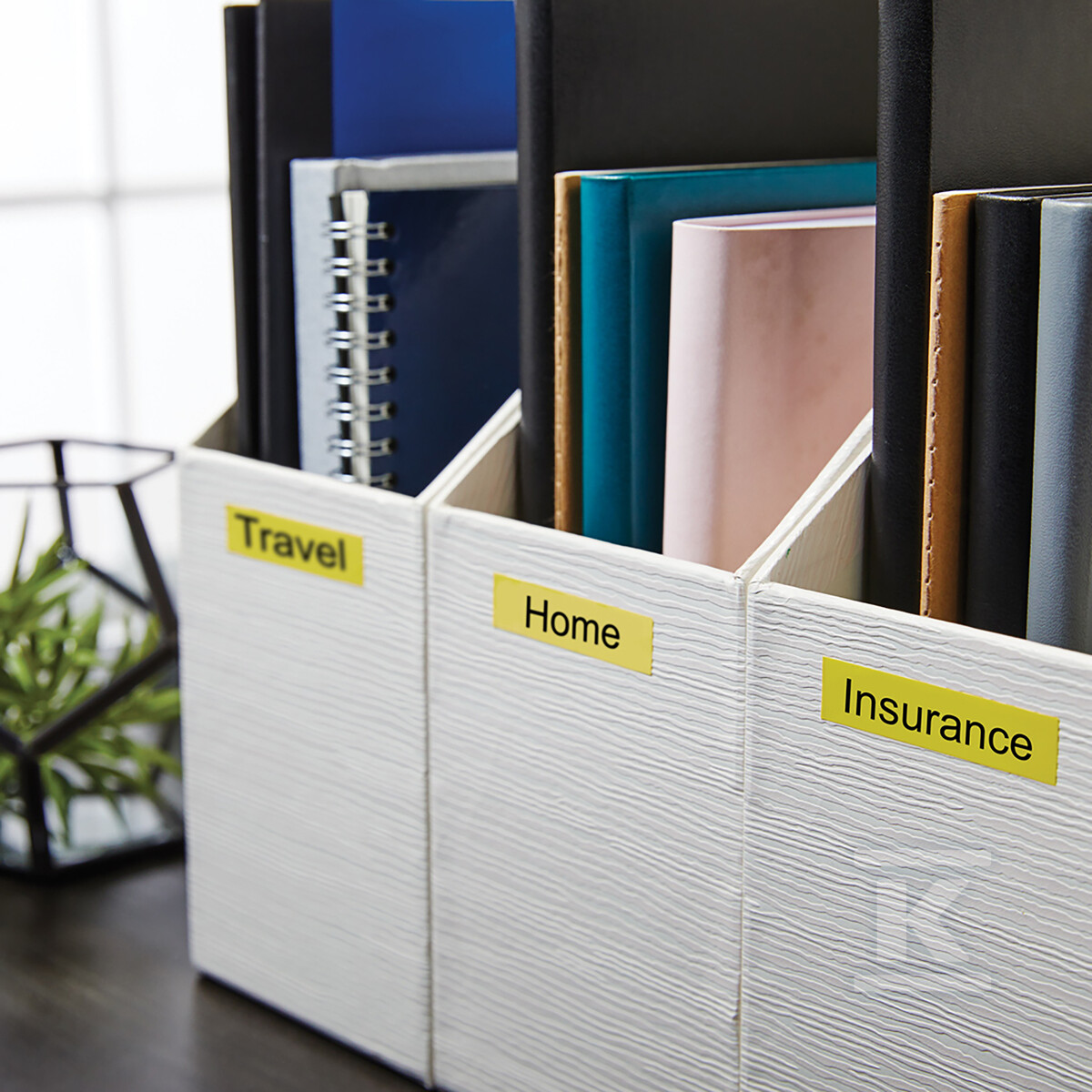 Стрічка Д1 12ммх7м, чорно-жовта - S0720580