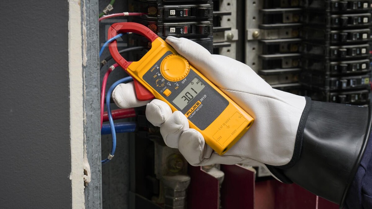 Токовимірювачі кліщі AC/DC Fluke 301D - 6101416
