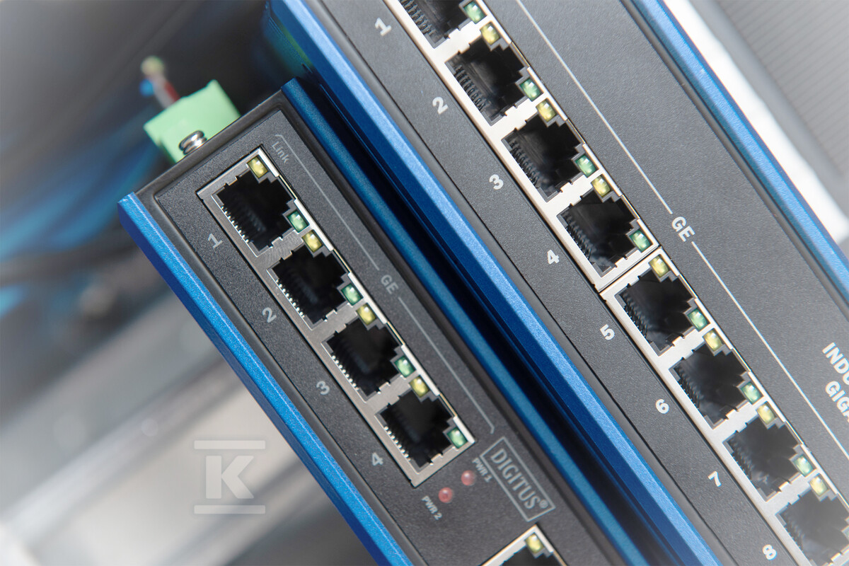 Przemysłowy switch 4x 1000Base-TX + 1x - DN-651118