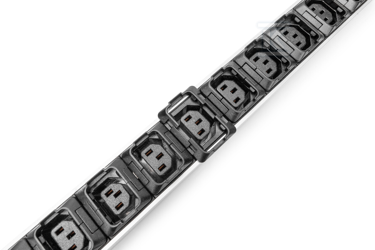 Listwa zasilająca PDU 0U, wtyk IEC - DN-95450