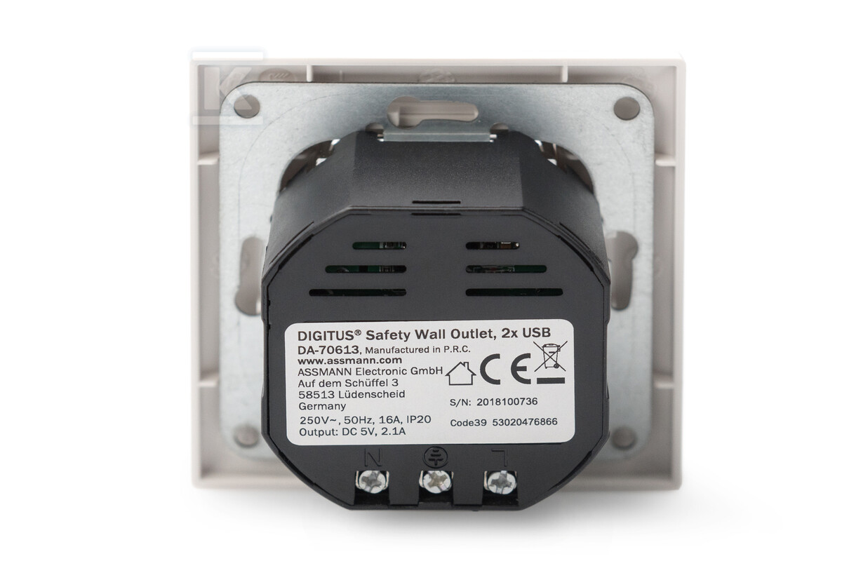 Safety Wall Outlet, 2x USB, USB output - DA-70613