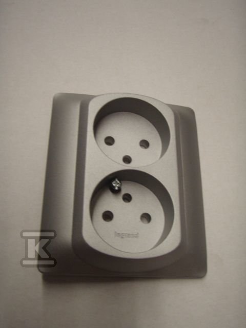 Розетка металева бейдж 2x2P+Z Sistena - 771335