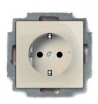 Розетка Schuko з кремовим заземленням BASIC55