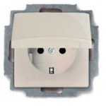 Розетка Schuko з клапаном заземлення кремова BASIC55