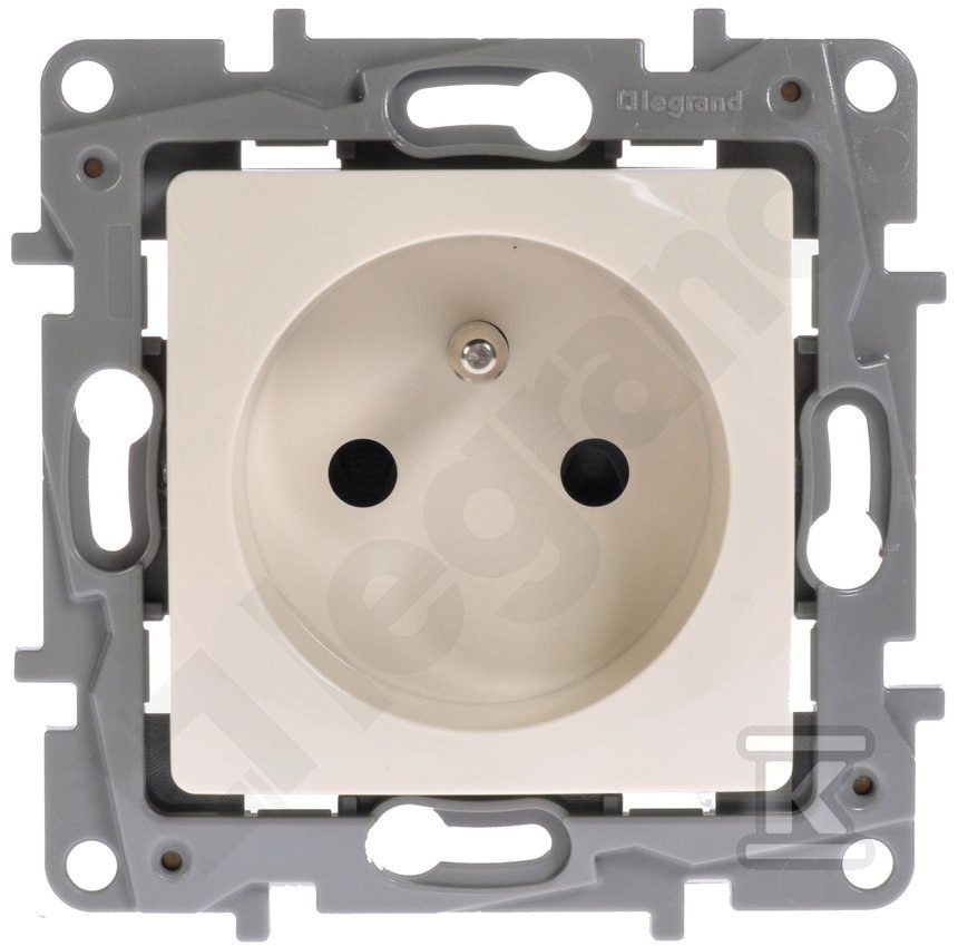 Socket 2P+Z 16A Niloe cream shutter - 664636