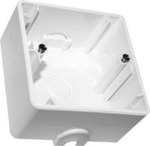 Surface-mounted junction box, for 3-stage service switch