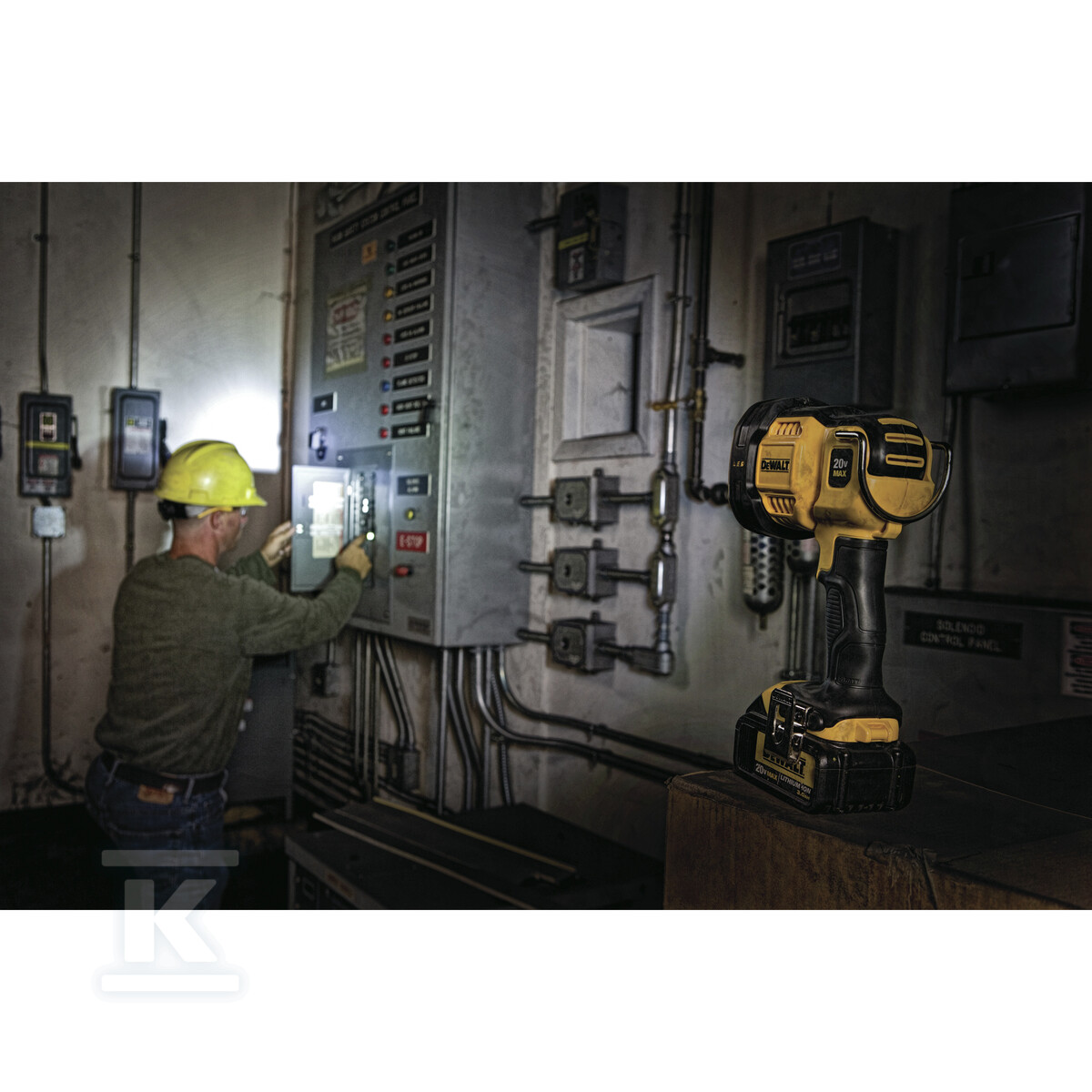 Прожектор 18V XR DCL043-XJ - DCL043-XJ