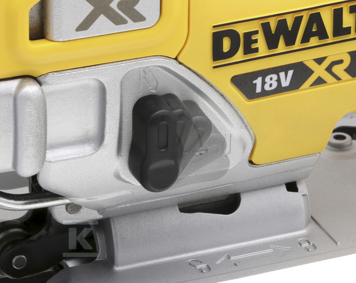 Шабельна пила DEWALT 18V XR скриня - DCS334NT-XJ