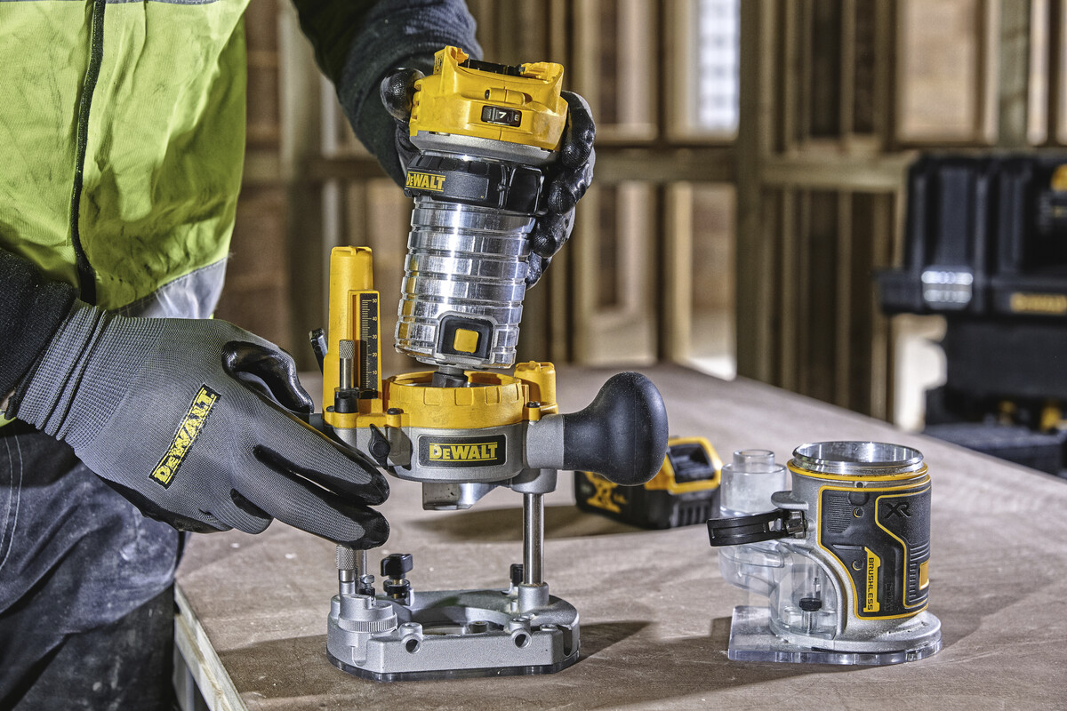 Фрезер DEWALT 18V XR 8 MM 1/4” з - DCW604NT-XJ