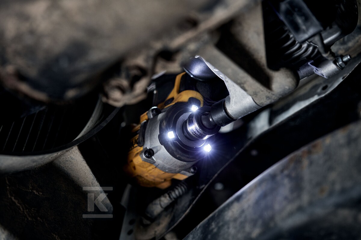 Імпульсний гайковерт DEWALT XR 18V - DCF922NT-XJ