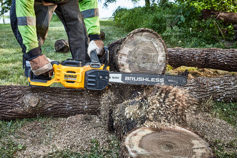 Piła łańcuchowa 50CM 1 x 9Ah FV 54V XR - DCMCS575X1-QW