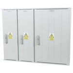 Obudowa termoutwardzalna lakierowana SSTN 106X84/3P  - montaż aparatów, daszek skośny, cięgna PCV