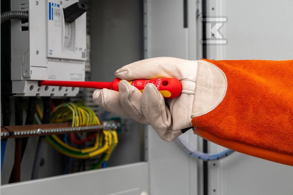 Zestaw wkrętaków 6 sztuk + tester - WNZ1