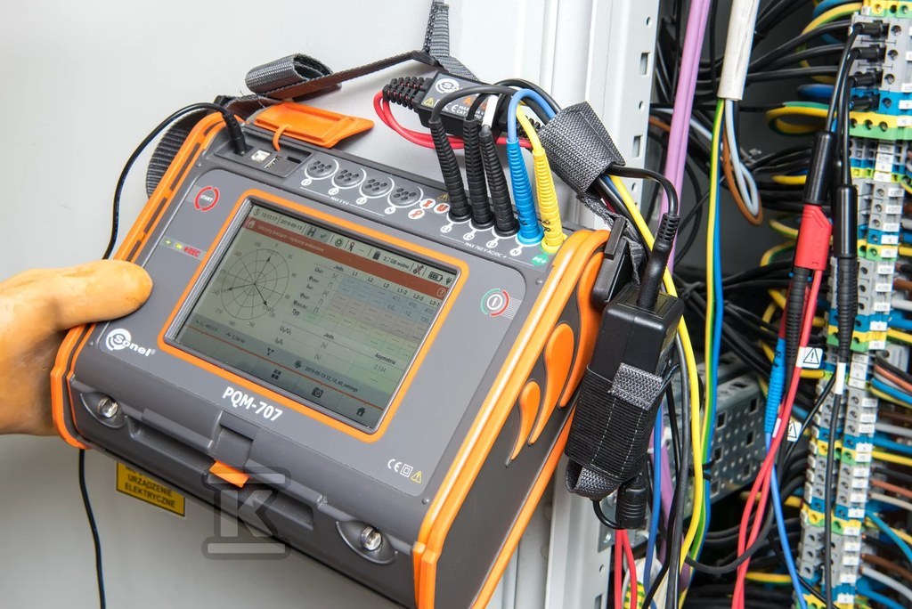 PQM-707 Power quality analyzer with a - WMPLPQM707