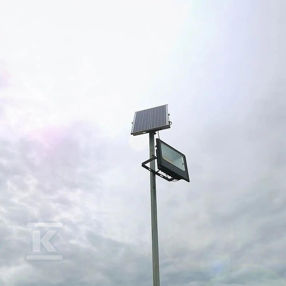Naświetlacz LED solarny V-TAC 12W - 94006