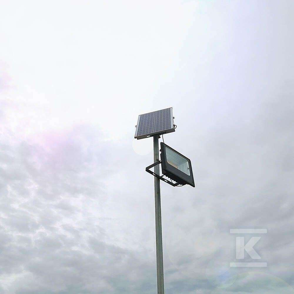 Naświetlacz LED solarny V-TAC 20W - 94010