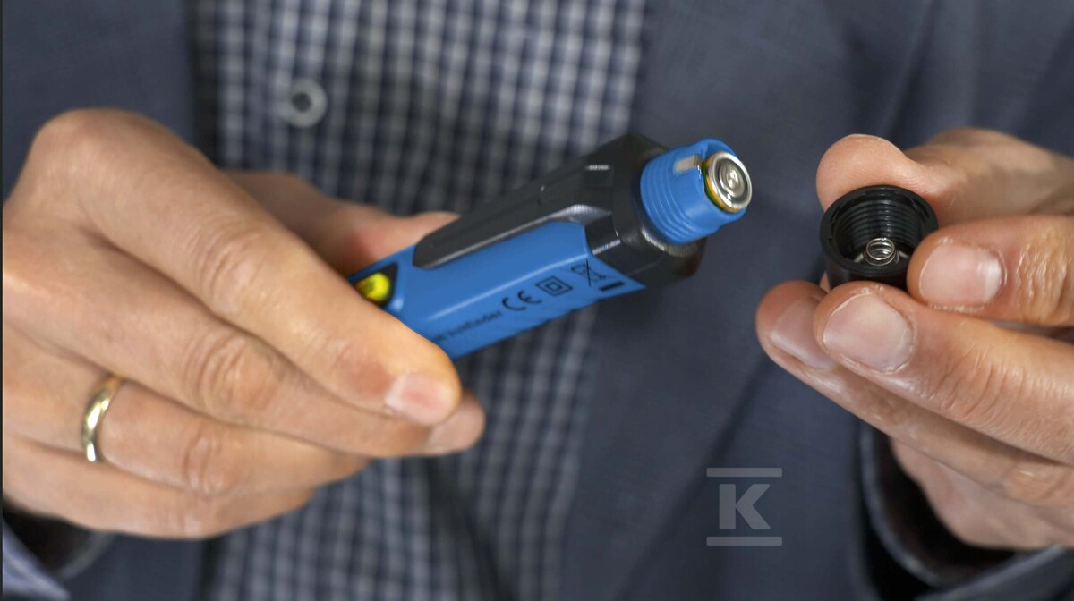 Berührungsloser Spannungsprüfer mit - PANVOLTFINDER