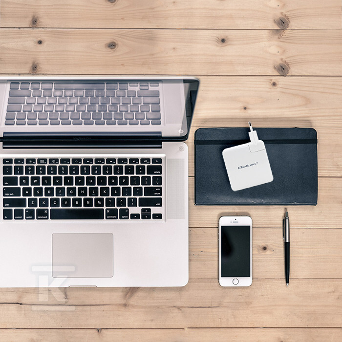 Мережевий зарядний пристрій FAST - 51709