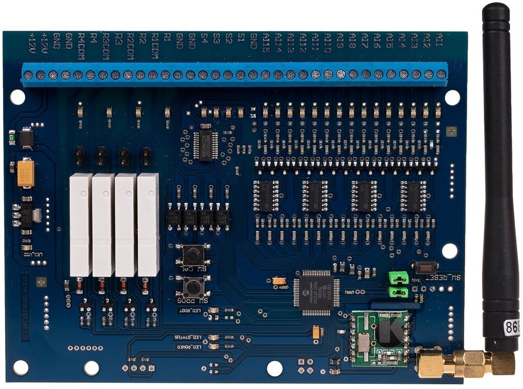 Integračný modul s alarmom rH-AC15S4R4 - RH-AC15S4R4