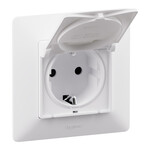 2P + E socket with shutter, Schuko white VALENA LIFE