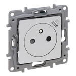 Toma 2P+T plana 16 A - 250 V~ con USB Tipo C en placa (con tapa y bornes automáticos) Perla, Niloe Selection