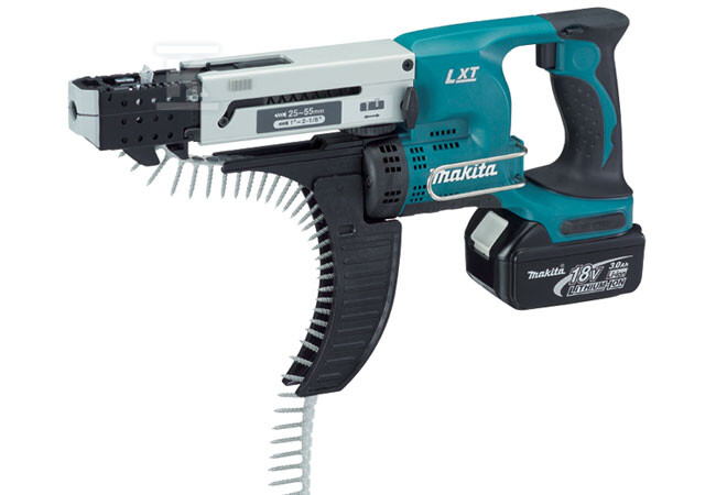 Wkrętarka LI-ION 18 V LXT z magazynkiem - DFR550RFE