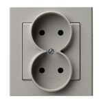 We need translate Polish to Ukrainian, preserving formatting, HTML tags, etc. Input: "Gniazdo podwójne kompletne z ramką SONATA KASZMIR". Need correct translation. "Gniazdo podwójne" = double socket/outlet. "kompletne z ramką" = complete with frame. "SONATA KASZMIR" brand/model. So translation: "Подвійна розетка комплектна з рамкою SONATA KASZMIR". Could also be "подвійна розетка, комплектна з рамкою". Keep capitalization. Output only translated text.
Подвійна розетка комплектна з рамкою SONATA 