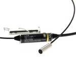 Czujnik zbliżeniowy, indukcyjny, wzmacniacz zintegrowany w kablu, średnica 5,4 mm, ekranowany, średnica przewodu 1,5 mm, DC, 2-przewodowy, NO, kabel 2 m, E2EC-C1R5D1 2M