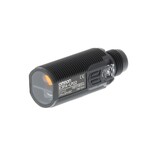 Czujnik fotoelektryczny, lufa gwintowana M18, plastikowy, czerwona dioda LED, tłumienie tła, 200 mm, NPN, światło-ON/ciemność-ON, złącze M12, E3FA-LN22